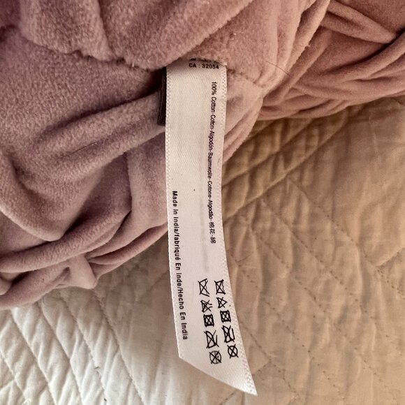 Urban Outfitters lilac / lavender round pintuck throw pillows (2) - Picture 4 of 9